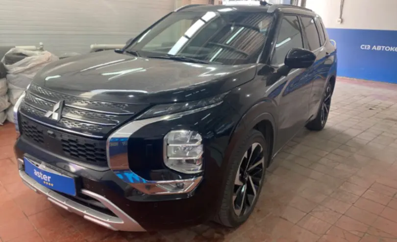 Mitsubishi Outlander 2024 года за 18 000 000 тг. в Астана