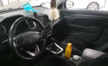 Hyundai Elantra 2019 года за 8 200 000 тг. в Астана фото 5