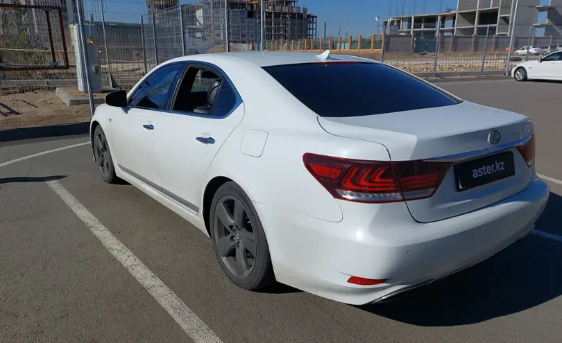 Lexus LS 2013 года за 14 000 000 тг. в Алматы фото 3