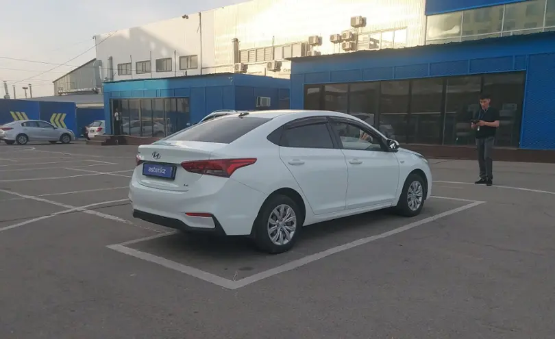 Hyundai Accent 2017 года за 6 500 000 тг. в Алматы фото 3