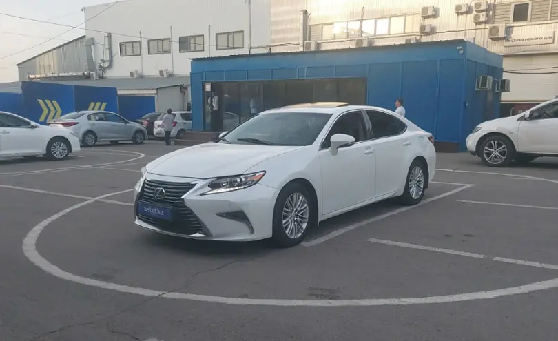 Lexus ES 2016 года за 15 495 000 тг. в Алматы