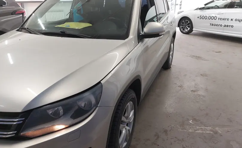 Volkswagen Tiguan 2016 года за 7 000 000 тг. в Астана