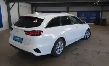 Kia Ceed 2023 года за 10 500 000 тг. в Астана фото 3