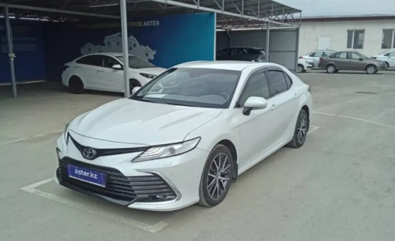 Toyota Camry 2024 года за 19 000 000 тг. в Кызылорда