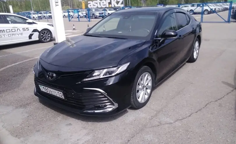 Toyota Camry 2023 года за 15 000 000 тг. в Усть-Каменогорск