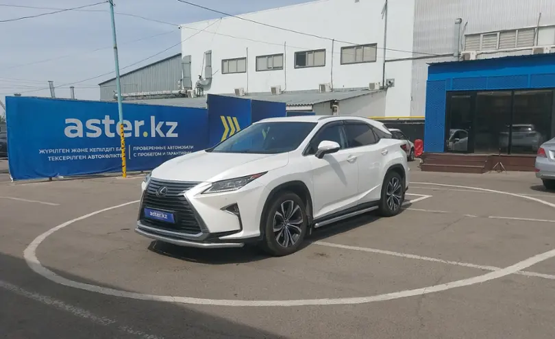 Lexus RX 2018 года за 20 000 000 тг. в Алматы