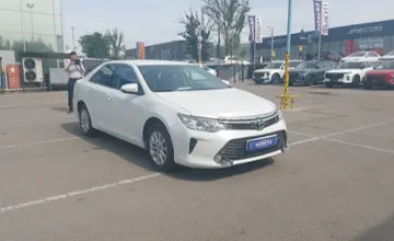 Toyota Camry 2015 года за 10 200 000 тг. в Алматы фото 2