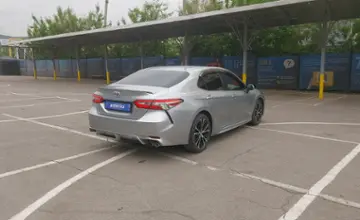 Toyota Camry 2017 года за 11 000 000 тг. в Алматы фото 3