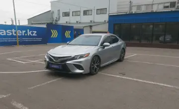 Toyota Camry 2017 года за 11 000 000 тг. в Алматы фото 1