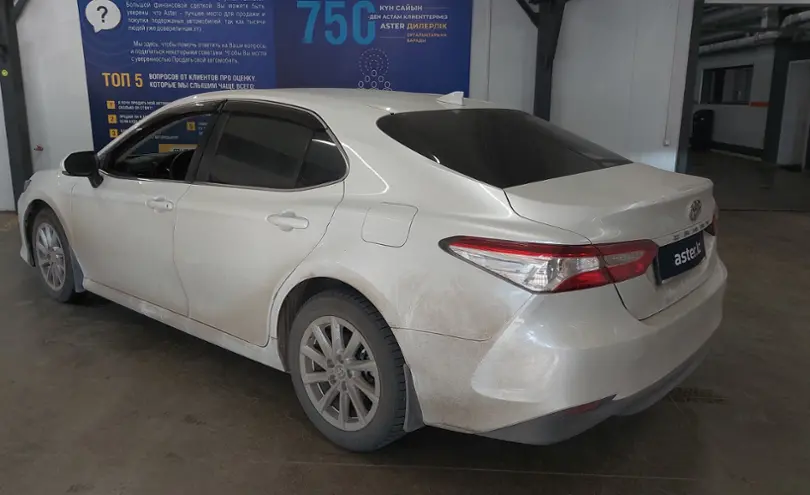 Toyota Camry 2021 года за 13 500 000 тг. в Астана фото 4