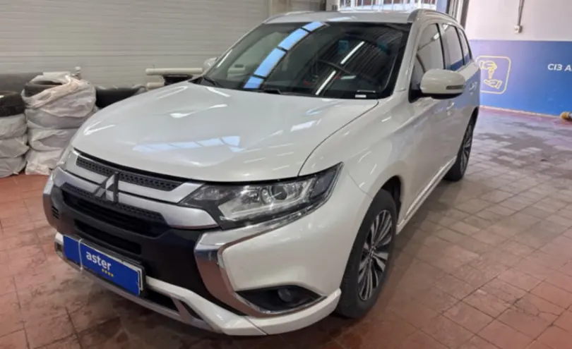 Mitsubishi Outlander 2022 года за 11 000 000 тг. в Астана