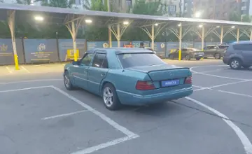 Mercedes-Benz W124 1992 года за 1 000 000 тг. в Алматы фото 4