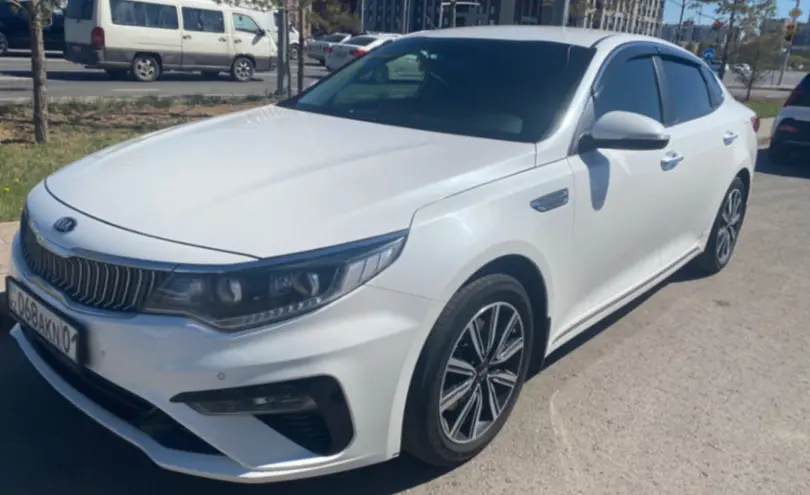 Kia Optima 2019 года за 10 000 000 тг. в Астана