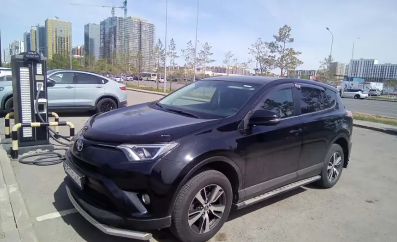 Toyota RAV4 2019 года за 12 500 000 тг. в Астана