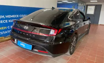 Hyundai Sonata 2019 года за 11 000 000 тг. в Астана