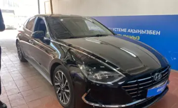 Hyundai Sonata 2019 года за 11 000 000 тг. в Астана фото 3