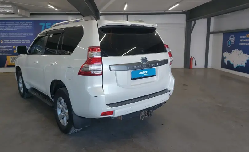 Toyota Land Cruiser Prado 2013 года за 18 500 000 тг. в Астана фото 4