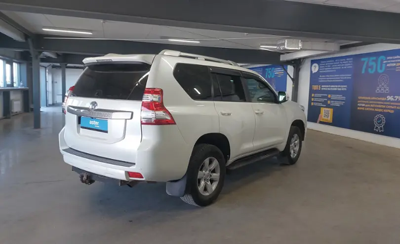 Toyota Land Cruiser Prado 2013 года за 18 500 000 тг. в Астана фото 3