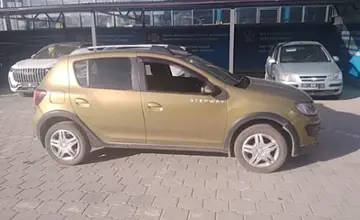 Renault Sandero 2015 года за 4 500 000 тг. в Караганда фото 4