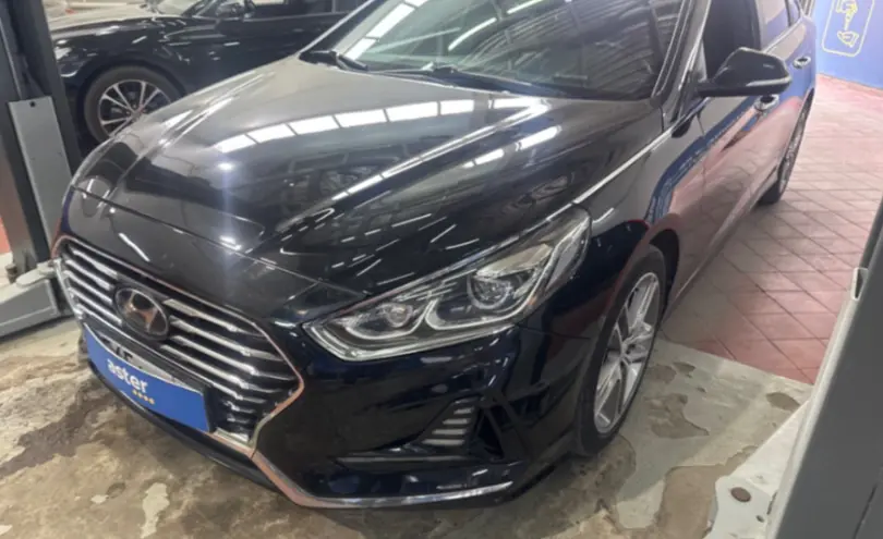 Hyundai Sonata 2020 года за 9 000 000 тг. в Астана