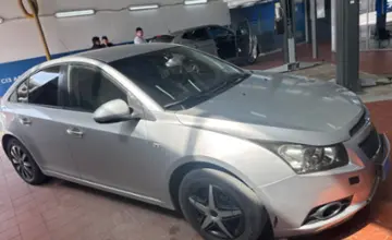 Chevrolet Cruze 2011 года за 3 300 000 тг. в Астана фото 3