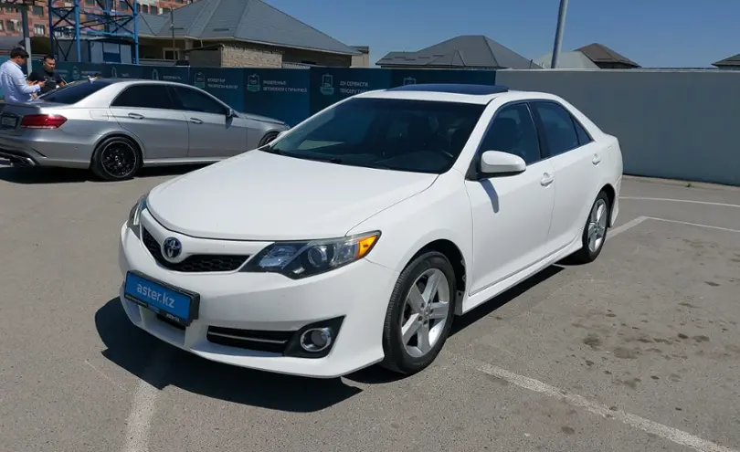 Toyota Camry 2013 года за 9 000 000 тг. в Шымкент