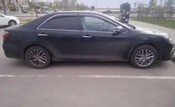 Toyota Camry 2018 года за 14 000 000 тг. в Астана фото 4
