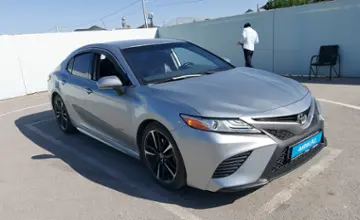 Toyota Camry 2019 года за 9 500 000 тг. в Шымкент фото 2