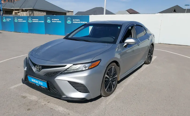 Toyota Camry 2019 года за 9 500 000 тг. в Шымкент