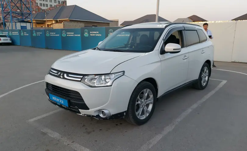 Mitsubishi Outlander 2013 года за 8 500 000 тг. в Шымкент