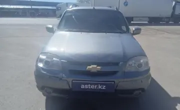 Chevrolet Niva 2014 года за 3 000 000 тг. в Уральск фото 2