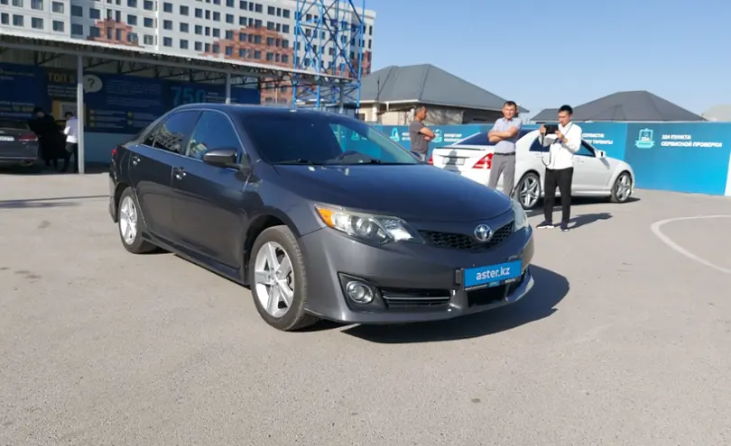 Toyota Camry 2013 года за 8 500 000 тг. в Шымкент