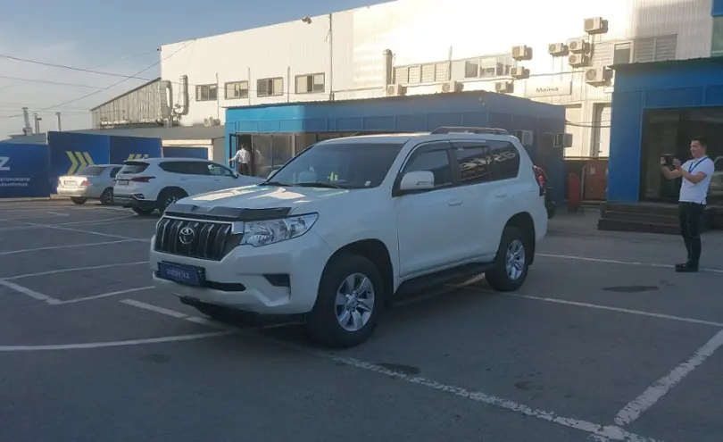 Toyota Land Cruiser Prado 2018 года за 22 500 000 тг. в Алматы