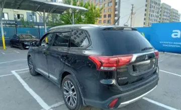 Mitsubishi Outlander 2016 года за 7 500 000 тг. в Алматы фото 4