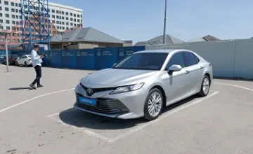 Toyota Camry 2018 года за 14 000 000 тг. в Шымкент фото 1