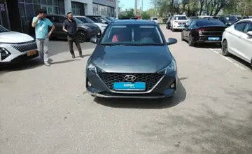 Hyundai Accent 2022 года за 9 700 000 тг. в Актобе фото 2