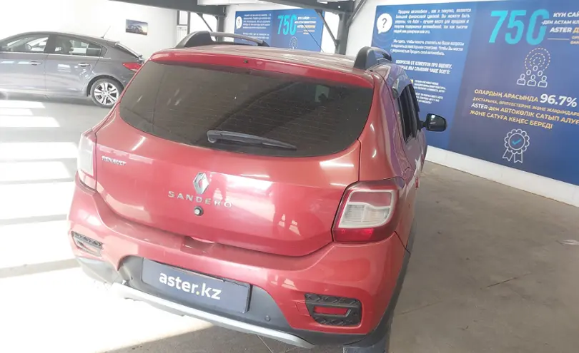 Renault Sandero 2018 года за 5 500 000 тг. в Астана фото 3