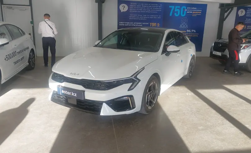 Kia K5 2023 года за 16 500 000 тг. в Астана