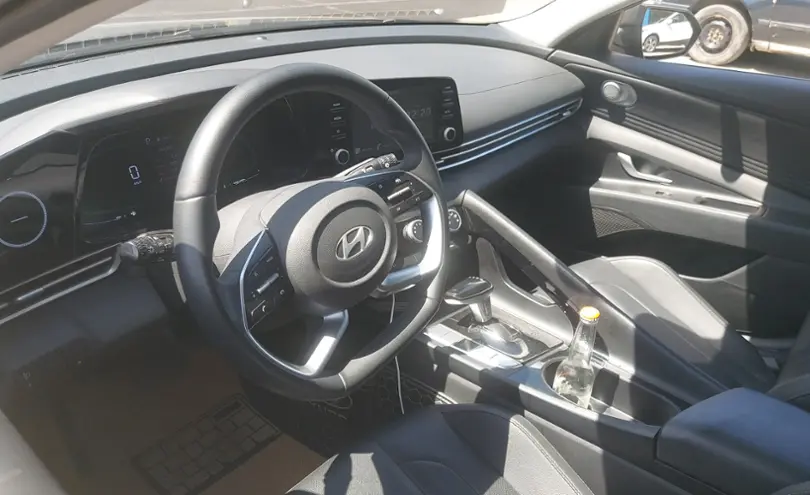 Hyundai Elantra 2024 года за 8 600 000 тг. в Алматы фото 5
