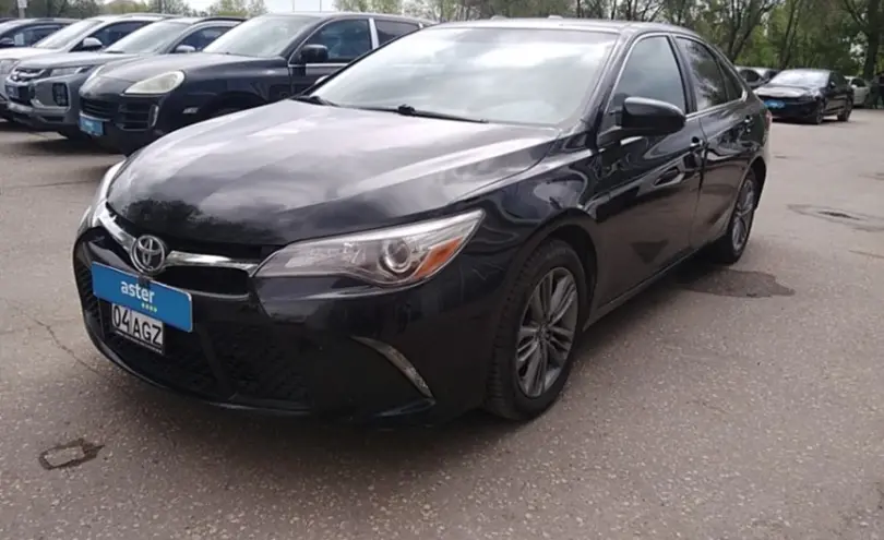 Toyota Camry 2016 года за 8 750 000 тг. в Актобе