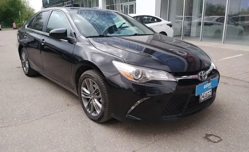 Toyota Camry 2016 года за 8 750 000 тг. в Актобе фото 3