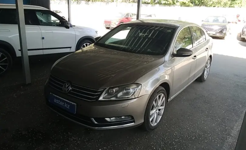 Volkswagen Passat 2014 года за 5 000 000 тг. в Алматы