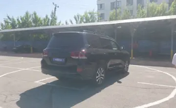 Toyota Land Cruiser 2018 года за 38 000 000 тг. в Алматы фото 3
