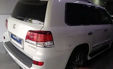 Lexus LX 2014 года за 24 000 000 тг. в Павлодар