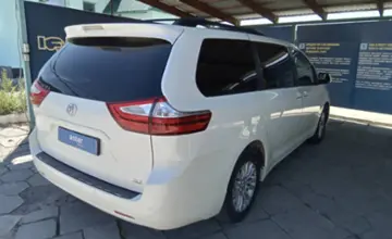 Toyota Sienna 2015 года за 13 000 000 тг. в Талдыкорган