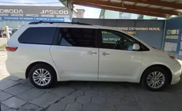 Toyota Sienna 2015 года за 13 000 000 тг. в Талдыкорган фото 4