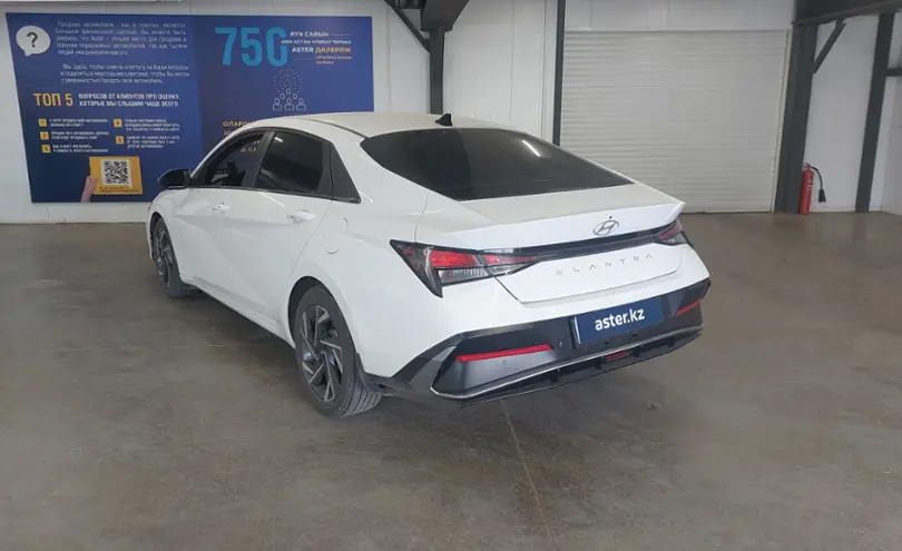 Hyundai Elantra 2024 года за 10 000 000 тг. в Астана фото 4