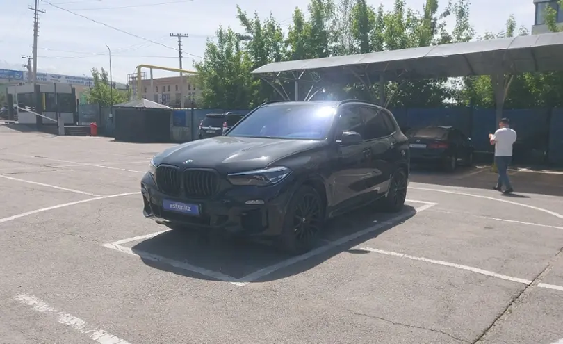 BMW X5 2018 года за 30 000 000 тг. в Алматы