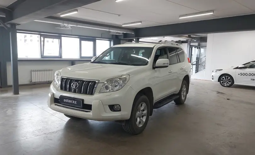 Toyota Land Cruiser Prado 2013 года за 17 000 000 тг. в Астана