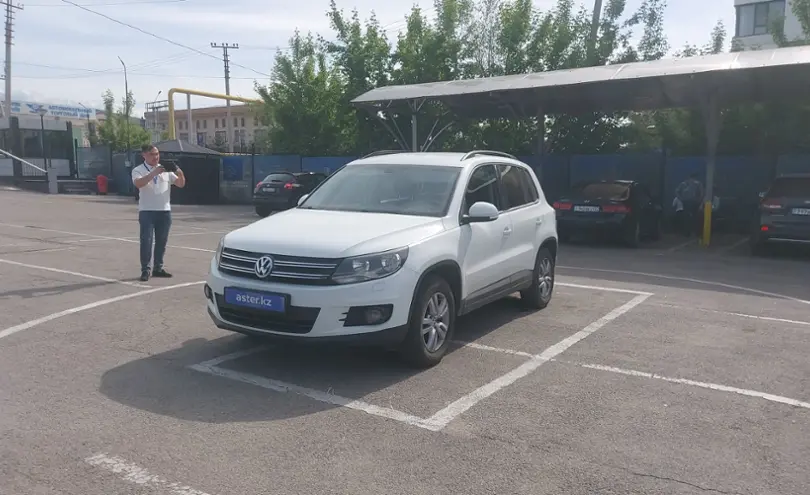 Volkswagen Tiguan 2015 года за 6 000 000 тг. в Алматы